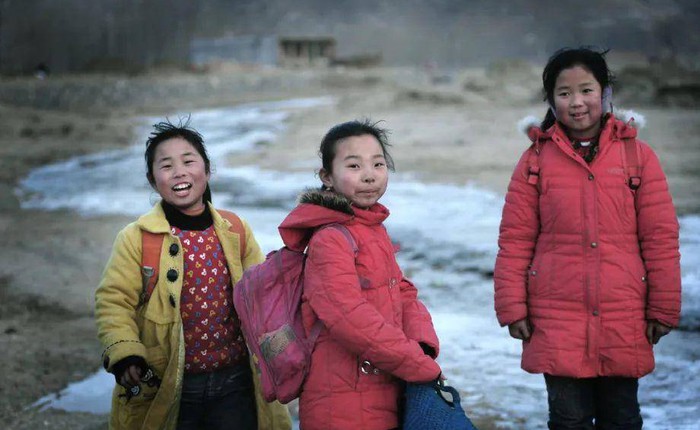 Quan điểm gây tranh cãi của CEO Huawei : "Nếu không học tiếng Anh, trẻ em nông thôn sẽ mãi là nông dân"