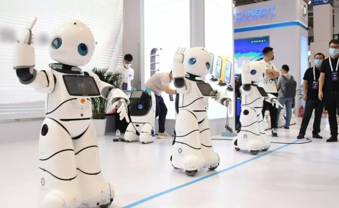Đỉnh cao công nghệ tổ chức sự kiện Trung Quốc: 5G nhanh gấp 10 lần tiêu chuẩn, từ tuần tra, giao hàng đến phiên dịch đều dùng robot và AI