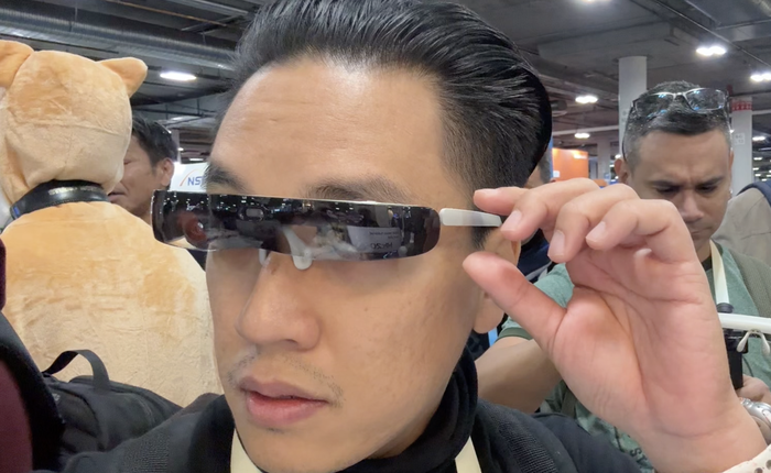 Kính thông minh tới từ Nhật Bản giúp người mắc cận thị và viễn thị nhìn rõ được vật thể mà không cần đi đo mắt