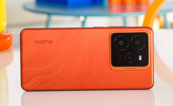 realme GT 7 Pro ra mắt quốc tế: Chip Snapdragon 8 Elite, pin 6.500mAh, chống nước IP69, sẽ sớm bán ở thị trường Việt Nam?