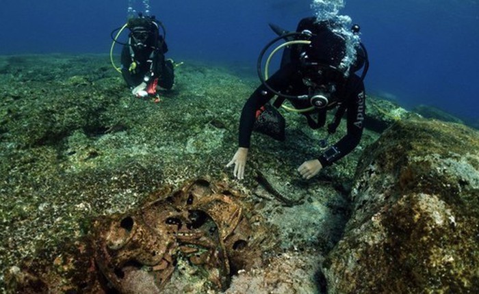 10 tàu ma bao vây hòn đảo Hy Lạp, cổ nhất 5.000 năm tuổi