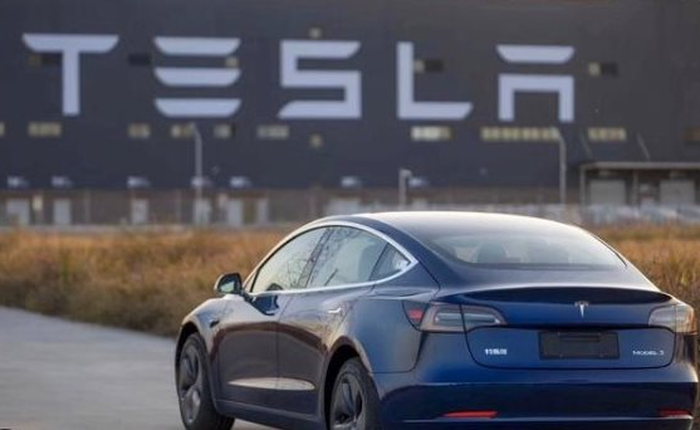 Tesla bất ngờ hủy kế hoạch sản xuất xe điện giá rẻ, tuyên bố tập trung toàn lực vào một loại phương tiện ‘khó nhằn’