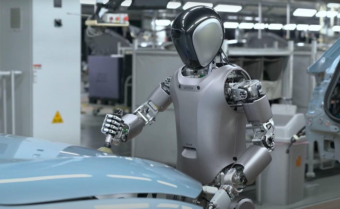 Cách mạng trong sản xuất ô tô: Dongfeng Motor tích hợp robot hình người Walker S vào quy trình sản xuất ô tô