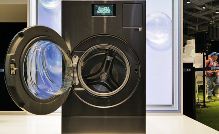 [IFA 2024] Máy giặt sấy Samsung BESPOKE AI Laundry Combo xong việc chỉ trong 98 phút, nay còn nghe gọi được điện thoại