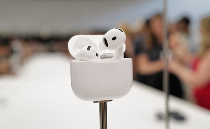 Hết cắt giảm củ sạc, Apple giờ cắt nốt cả cáp USB-C: Mua AirPods 4 giờ không có phụ kiện gì tặng kèm