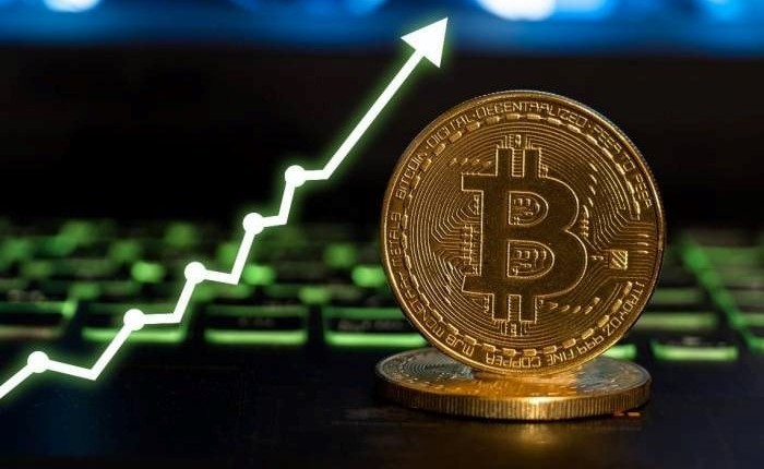 Trước thềm lễ nhậm chức của ông Trump, Bitcoin lập đỉnh mới, vượt mốc 109.000 USD