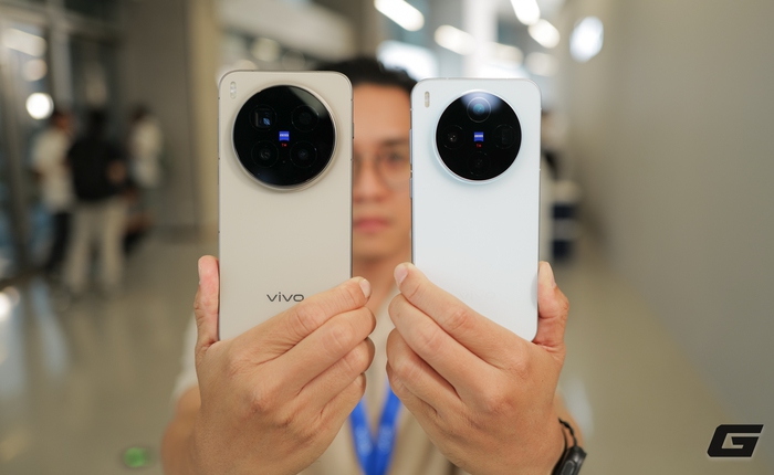Trên tay vivo X300 và X300 Pro: Thiết kế vuông vắn, camera ZEISS cực xịn, có cả phụ kiện zoom siêu xa cho ai thích "bắn tỉa"