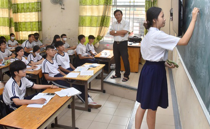 Thận trọng khi đưa AI vào trường học