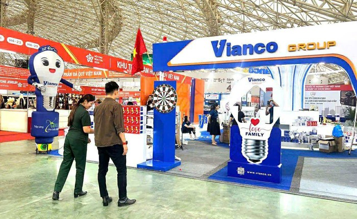 Lần đầu người tiêu dùng được tự so sánh mức tiết kiệm điện của bóng đèn tại hội chợ VIEE 2025