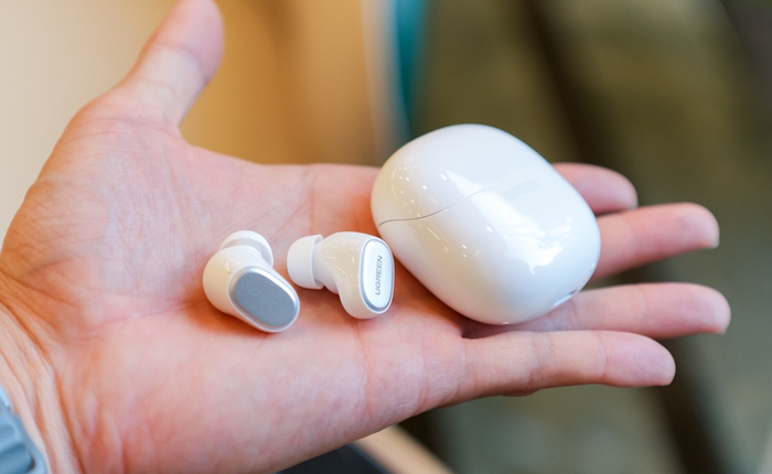 Đã có "tai nghe quốc dân mới" thay Baseus WM01: Nghe hay hơn, pin lâu hơn, có app điều khiển, kết nối 2 máy cùng lúc