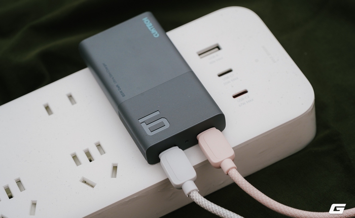 Giờ cái gì cũng phải mỏng nhẹ mới thích: Dùng thử củ sạc nhanh Xiaomi siêu mỏng, công suất 65W, sạc được 2 thiết bị cùng lúc