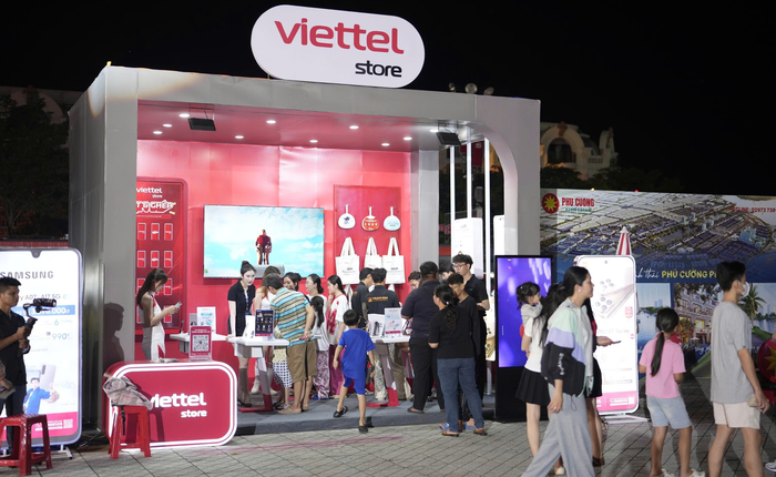 Gian hàng công nghệ ở Y-Fest 2025 có gì khiến giới trẻ Hải Phòng xếp hàng dài?