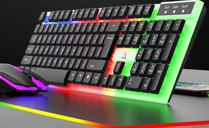 Đổi vibe rực rỡ cho góc làm việc dịp cuối năm với bàn phím cơ đa sắc