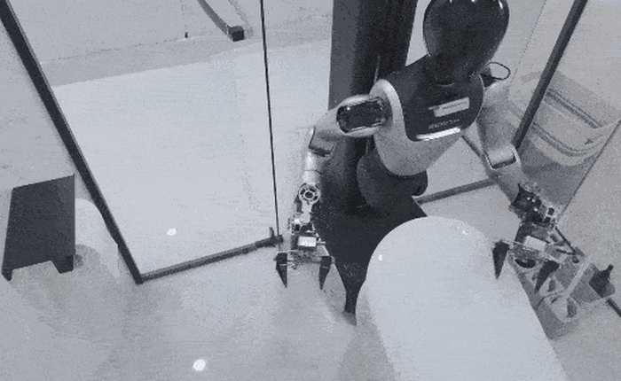 Lao công, người giúp việc tại Trung Quốc mất việc vì robot?