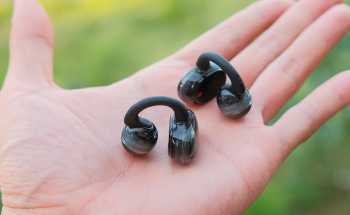 JBL Soundgear Clips: Tai nghe mở chất lượng, vỏ trong suốt siêu đẹp, đeo thoải mái, cực hợp với hội chạy bộ, đạp xe
