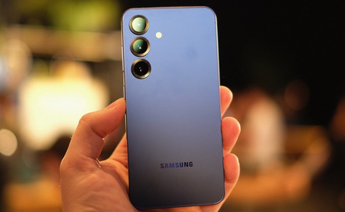 Galaxy S26 "bản nhỏ" sẽ có camera giống S25, giảm chi phí để cạnh tranh với đối thủ "sừng sỏ" này