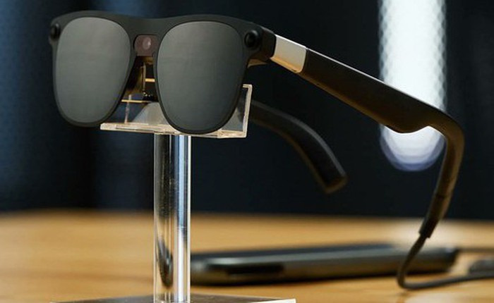 Google chuẩn bị trở lại đường đua kính thông minh: Bước ngoặt lớn của Android XR và tham vọng định hình tương lai thiết bị đeo vào năm 2026