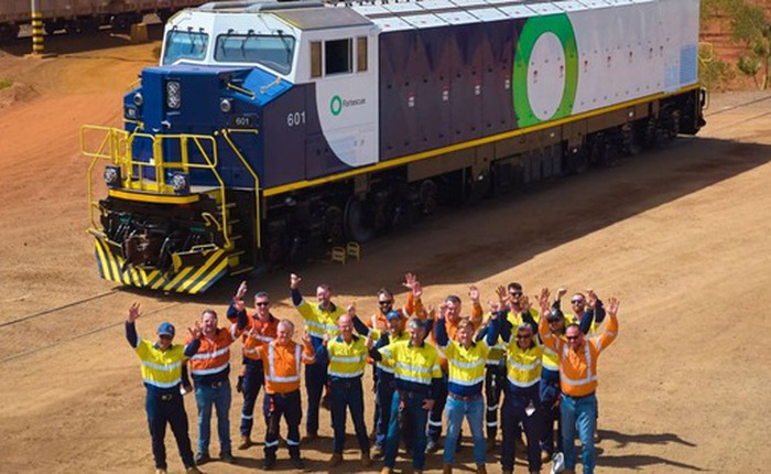 "Quái vật" pin di động lớn nhất thế giới cập bến Úc: Cuộc cách mạng xanh trên đường ray ngành khai khoáng