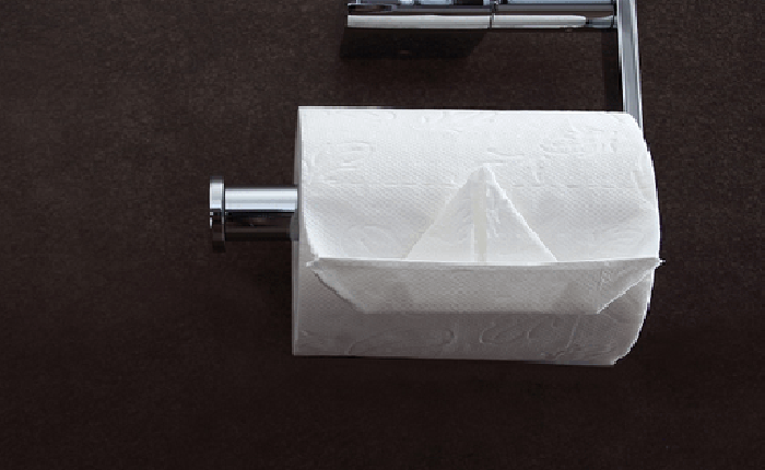 Kỹ sư bị sa thải vì đi vệ sinh một lần hết... 4 tiếng đồng hồ: Bệnh trĩ không phải là "kim bài miễn tử"