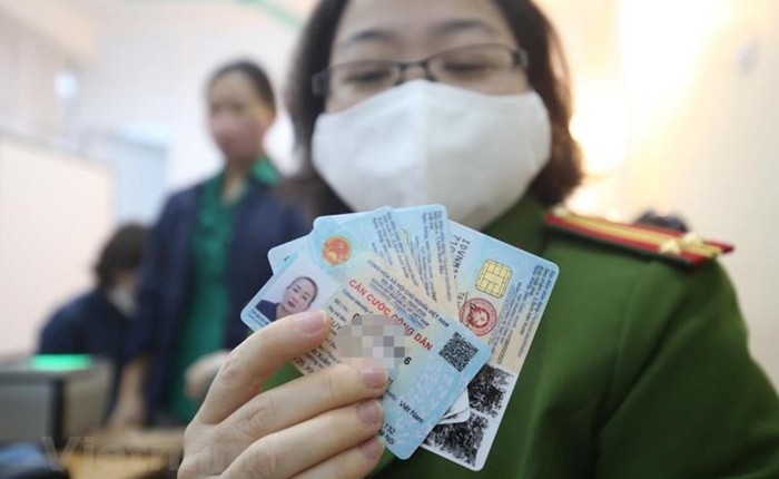 3 độ tuổi bắt buộc đổi CCCD gấp trong năm 2026, chậm trễ sẽ bị phạt tiền và "đóng băng" tài khoản ngân hàng