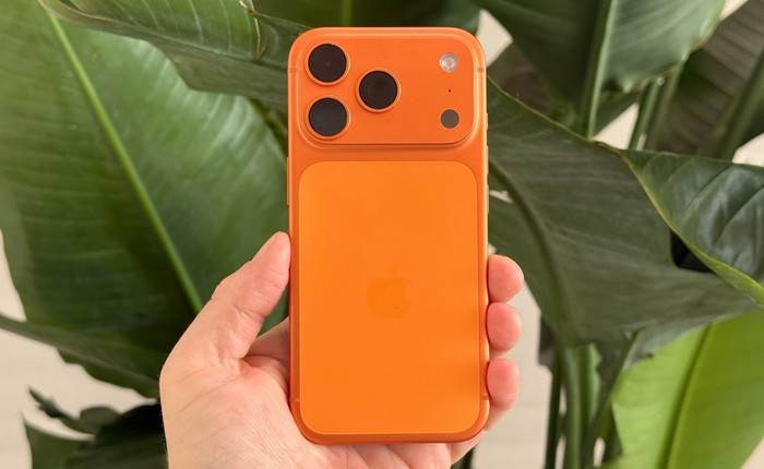 Một trận bóng đá dùng iPhone 17 Pro để ghi hình