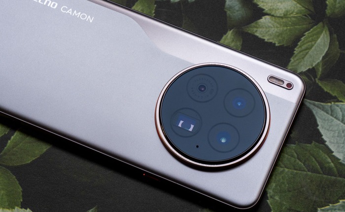 Tecno Camon 40 hóa ra có thêm một "người anh em" nữa: Thiết kế thậm chí còn đẹp hơn, có cả camera tiềm vọng 3x nhưng đây là lý do không bán chính hãng