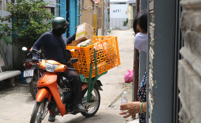 Quét mã QR chuyển khoản của shipper, tài khoản ngân hàng của người phụ nữ Hà Nội bị trừ liên tục từ 2 triệu đến 900 triệu đồng