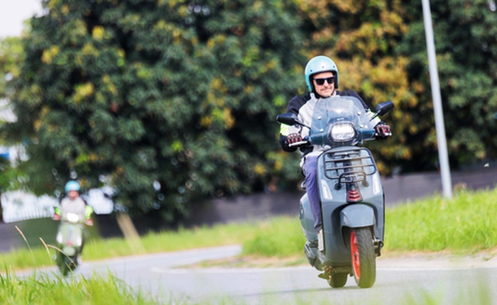 Ghé thăm nhà máy Piaggio top đầu thế giới, trải nghiệm xe: Vespa Primavera êm ái cho phái nữ, Sprint bốc mạnh cho người mê thể thao