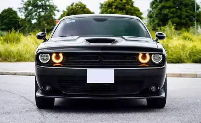 Chán Porsche 911, vận động viên thể hình Đắk Lắk trải nghiệm xe cơ bắp Dodge Challenger GT