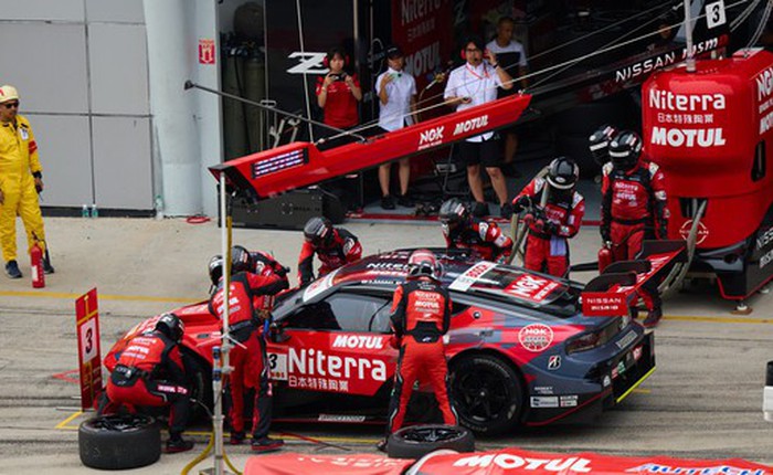 Cận cảnh garage đội đua tại giải Super GT: 'Vùng cấm' mà không phải ai cũng có thể lại gần