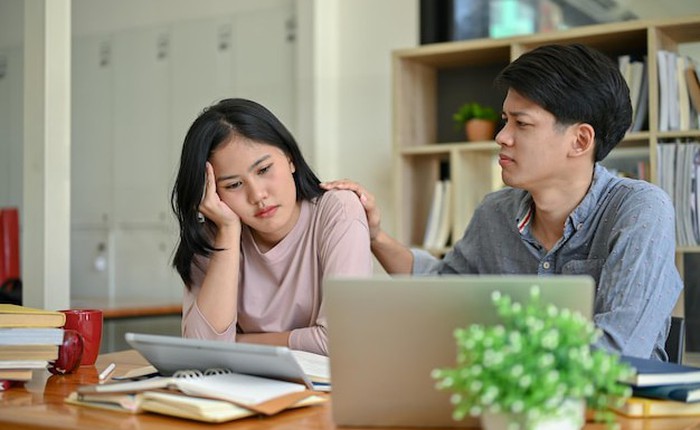 8 thói quen vô thức, tưởng nhỏ nhưng ý nghĩa lớn: Chỉ đàn ông được giáo dưỡng tốt mới có