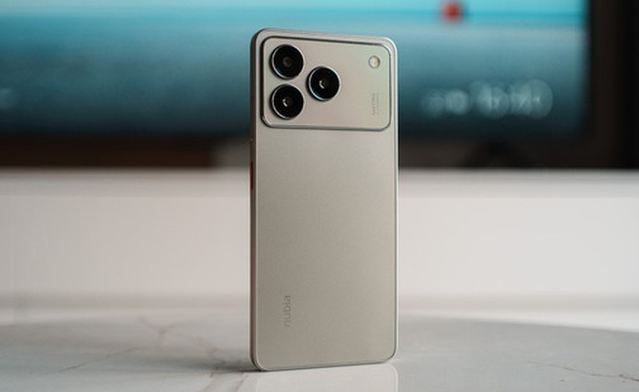 Điện thoại này giá 2 triệu mà màn hình 90Hz, camera 50MP AI, pin 5000mAh kèm sạc nhanh 22.5W