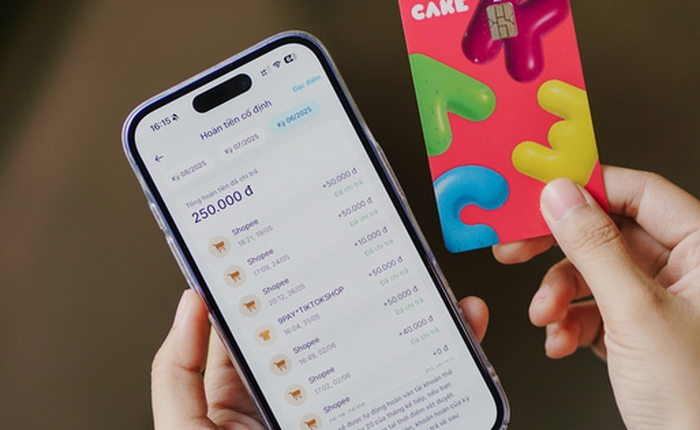 Giải mã "khẩu vị" Gen Z: Cuộc chạy đua biến thẻ tín dụng thành "phụ kiện công nghệ" của các ngân hàng Việt
