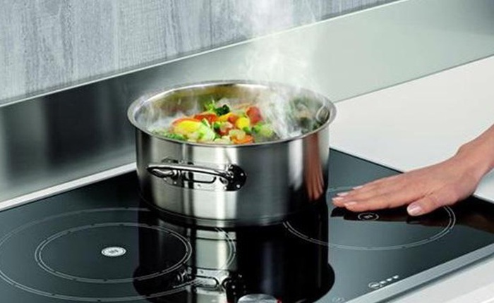 9 sai lầm có thể gây cháy nổ khi dùng bếp điện: Coi chừng tan nhà nát cửa chỉ vì một thói quen!