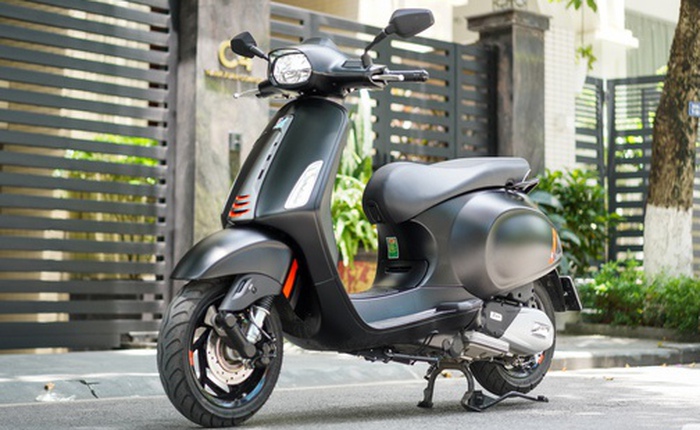 Vespa Sprint S 125 2025: Vận hành linh hoạt, mức tiêu thụ nhiên liệu thực tế chỉ từ 2.3L/100Km