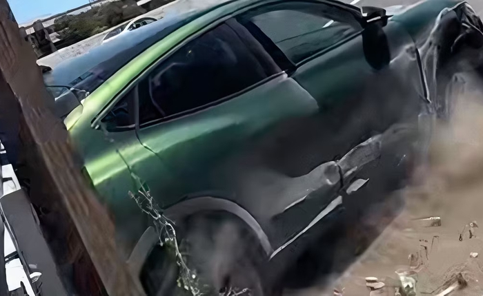 Sự thật video 7 triệu người xem xe điện Ford Mustang mất lái, gây tai nạn kinh hoàng