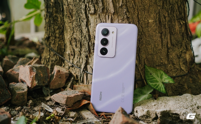 Điện thoại Xiaomi pin 7.000mAh dùng 3 ngày không cần sạc khiến tôi "ngã ngửa": Thiết kế đẹp, có một thứ cực kỳ đáng tiền mà giá thì chỉ hơn 4 triệu đồng