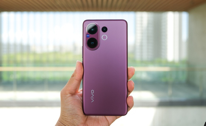 Trên tay vivo V60: Trang bị camera hợp tác với ZEISS, pin khủng 6500mAh, sắp về Việt Nam
