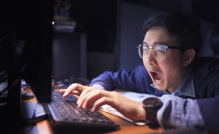 Deadline dí sát gáy, sếp giục liên tục? Cứ bình tĩnh trì hoãn, não bạn sẽ sáng tạo hơn