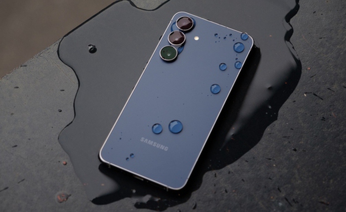 Trên tay Galaxy S25 FE: Mỏng nhẹ hơn, pin lớn hơn, thêm tính năng Galaxy AI và camera zoom 3X đáng giá
