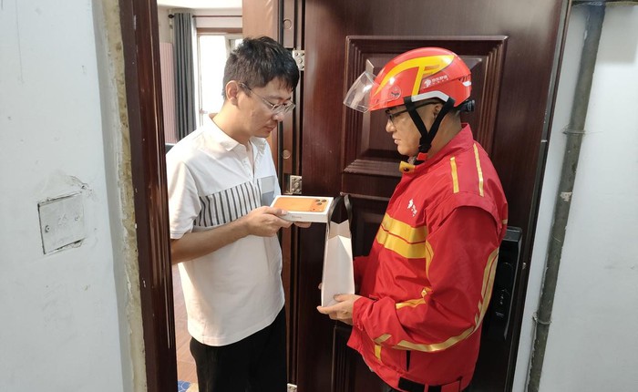 Không cần chen chúc xếp hàng, người Trung Quốc mua iPhone 17 nhanh như đặt đồ ăn