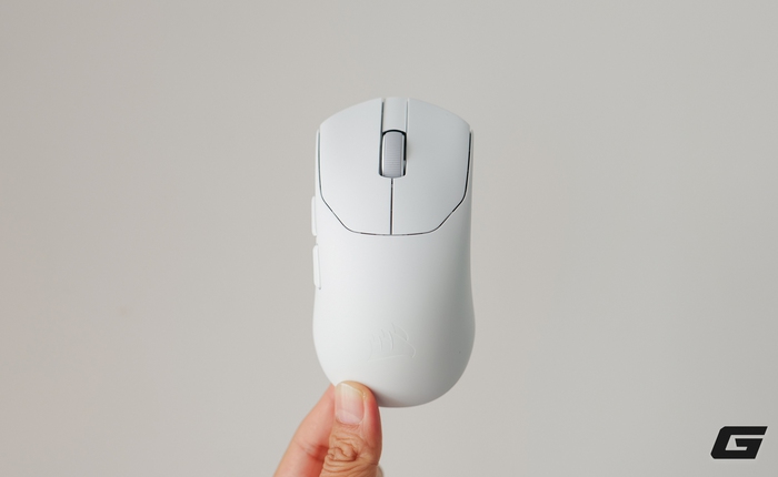 Trải nghiệm Sabre V2 Pro: Chuột siêu nhẹ đầu tiên của Corsair, tần số phản hồi 8.000Hz mà cân nặng chỉ như hộp AirPods 4