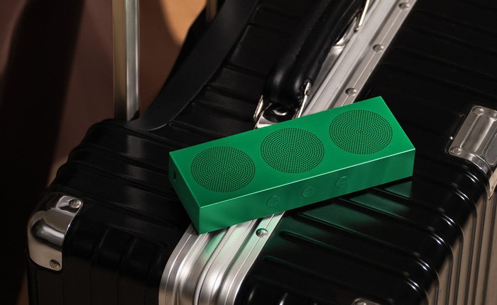 Loa di động mới của Xiaomi: Thiết kế vuông vức độc lạ, vỏ nhôm nhiều màu, sẵn bộ nhớ 4GB, giá hơn 1 triệu