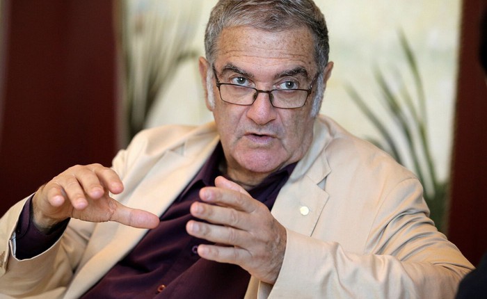 Vị Giáo sư từng đoạt giải Nobel ghé thăm Việt Nam với sứ mệnh lớn: giải thích tại sao cơ học lượng tử là tương lai của điện toán và truyền thông Vị Giáo sư từng đoạt giải Nobel ghé thăm Việt Nam với sứ mệnh lớn: giải thích tại sao cơ học lượng tử là tương lai của điện toán và truyền thông