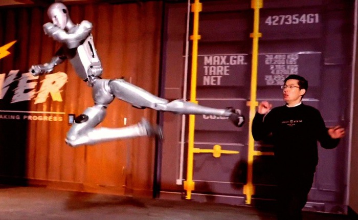 Robot hình người biểu diễn võ thuật ngày càng đáng sợ, con người liệu còn cơ hội nếu số phận quyết định trong võ đường