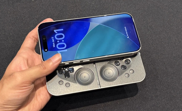 Phụ kiện này biến iPhone Air thành điện thoại Xperia chuyên game từ 15 năm trước
