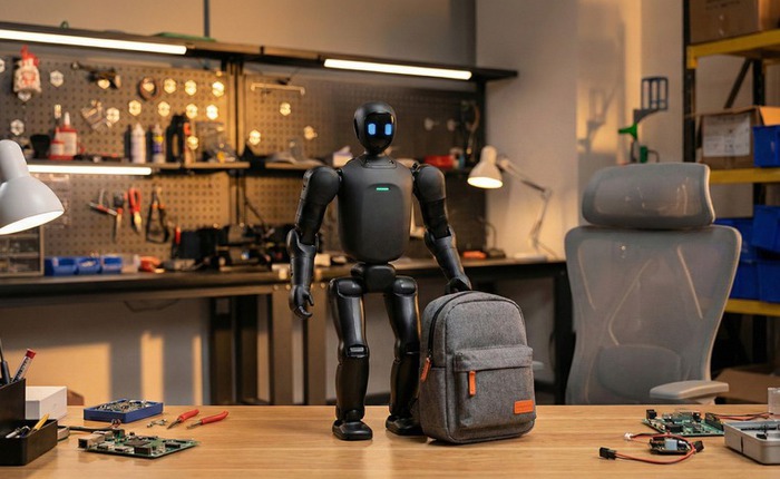 Agibot của Trung Quốc ra mắt robot hình người cỡ nhỏ có thể dễ dàng bỏ vào ba lô