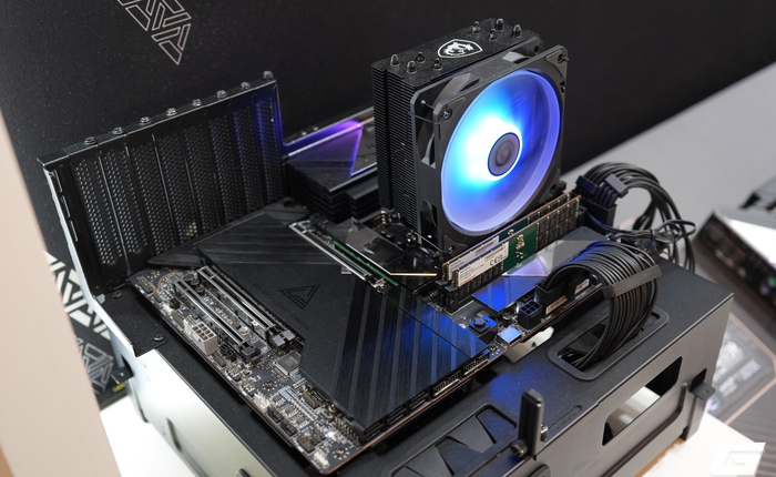 Cận cảnh dàn Mainboard MSI tại CES 2026: Sự trở lại của “Vua ép xung” UNIFY-X và chuẩn mực phần cứng mới cho dòng B850