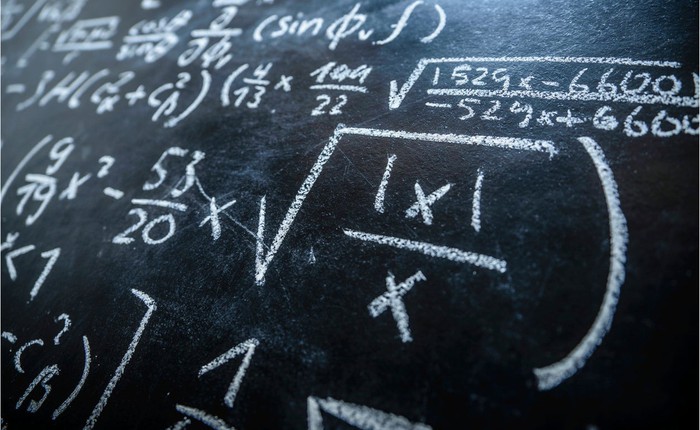 Giới toán học choáng váng trước bước tiến của AI: Con người liệu còn theo kịp máy móc?