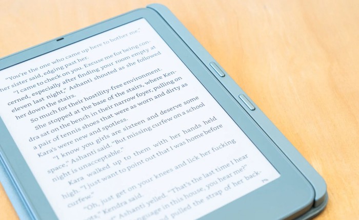 Ốp lưng Kindle mới của Amazon gây sốt cộng đồng nhờ tích hợp nút bấm lật trang vật lý